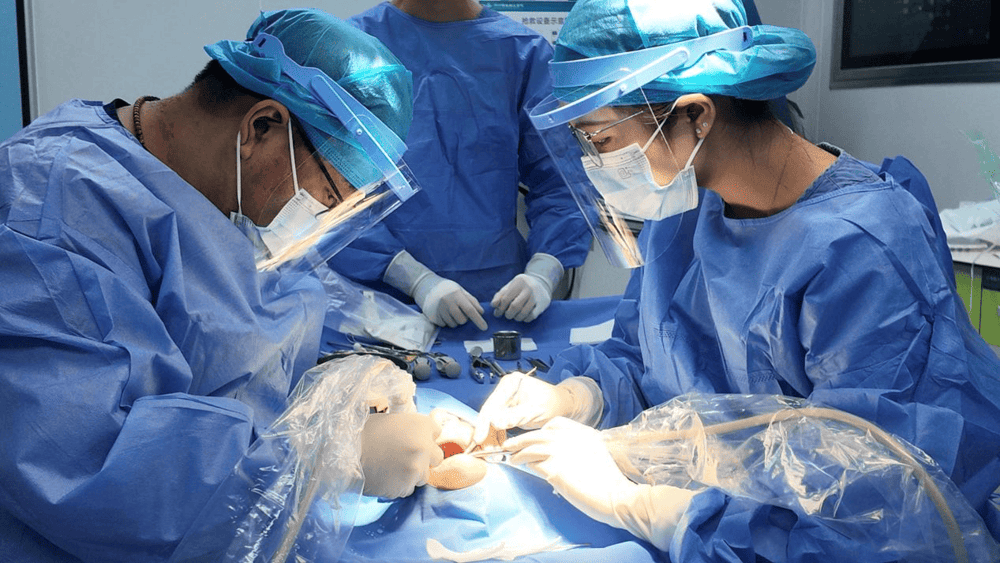【舒適化剝牙病例】智慧齒緊貼神經管、橫着長……智齒被“舒適”拿下了插图2